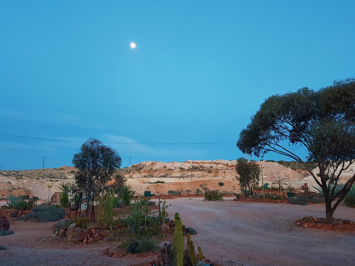 Appartamento Underground Gem Coober Pedy Esterno foto